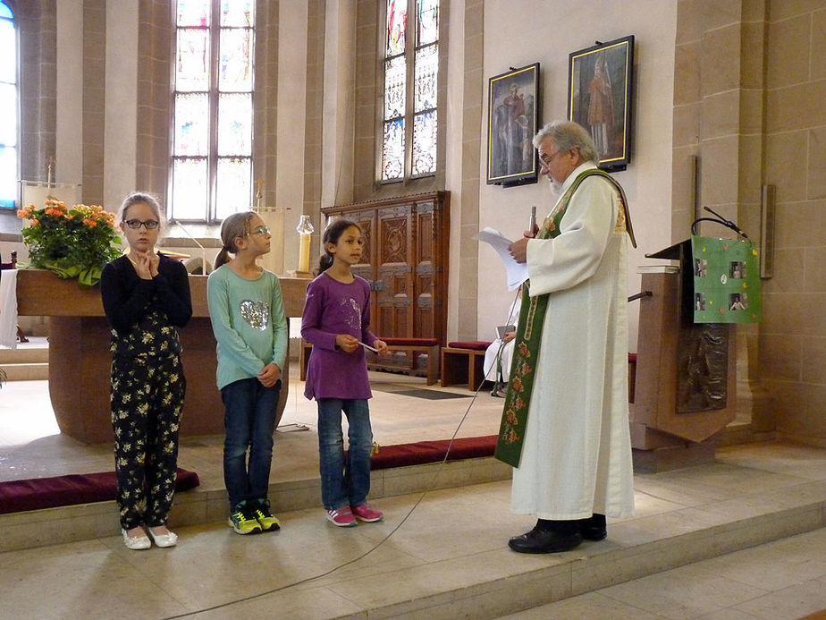 Die neuen Messdiener in St. Crescentius